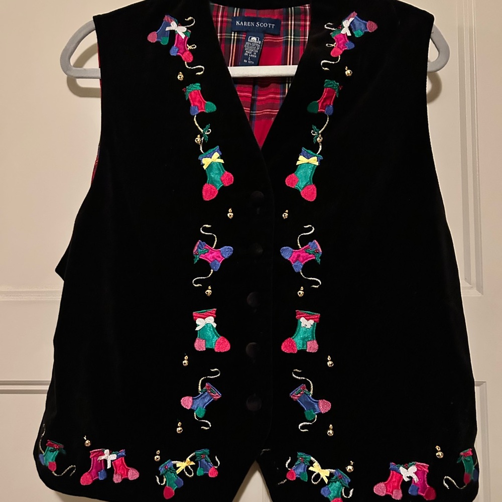 Karen Scott Black Velvet Vest with Festive Christmas Embroidery sz L